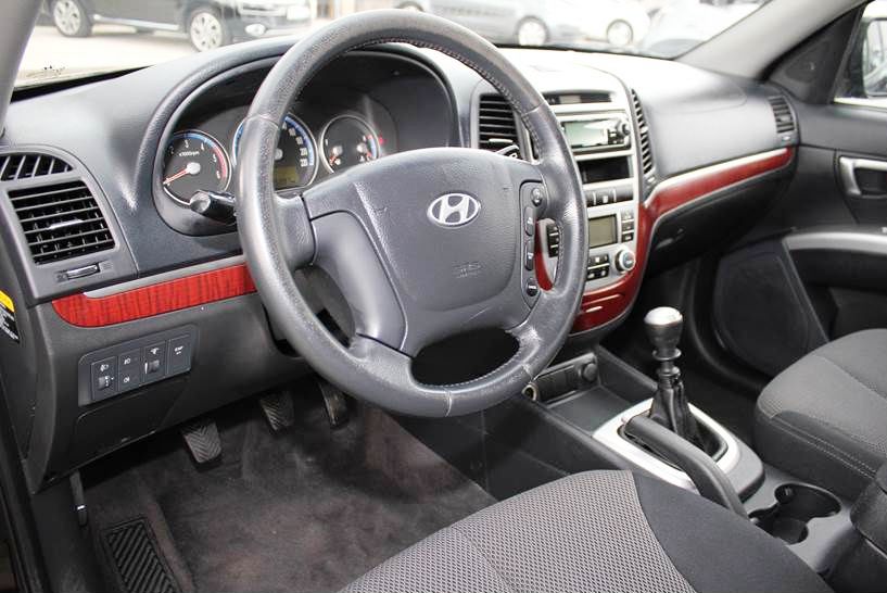 Left hand drive HYUNDAI SANTA FE 2.2 CRDI 2WD EDITION PLUS